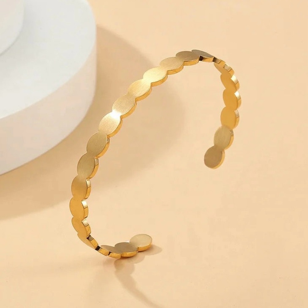 Open Edit Ellipse Cuff Bracelet - Picture 9 of 12